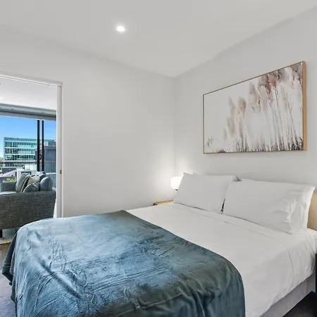 Great Richmond 1-Bed Conveniently Located By Shops Apartment Melbourne Exterior photo