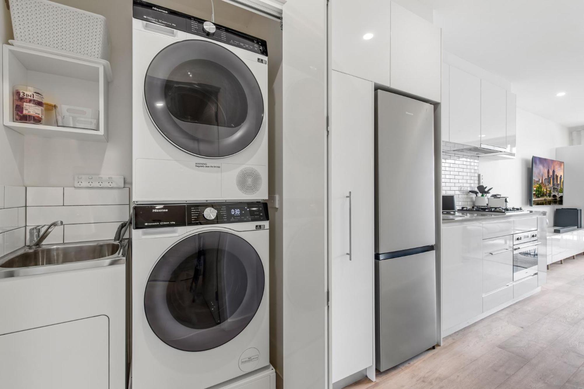 Great Richmond 1-bed Conveniently Located By Shops Apartment
